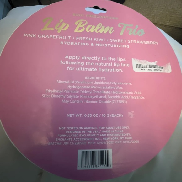 2/$22 Lip Balm (3 Pack)Pink Grapefruit,Fresh Kiwi and Sweet Strawberry - Picture 2 of 2